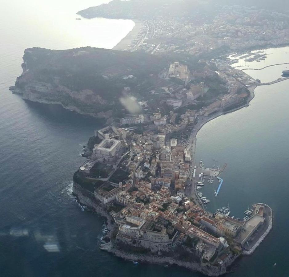 Brezza Di Mare Gaeta B&B Εξωτερικό φωτογραφία