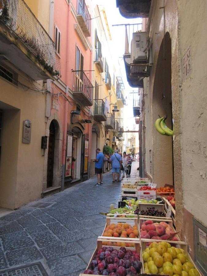 Brezza Di Mare Gaeta B&B Εξωτερικό φωτογραφία